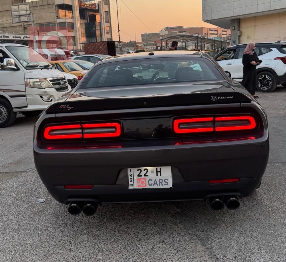 Dodge Challenger